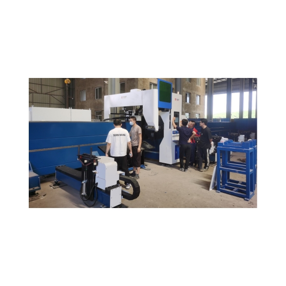 Shenyang Huawei Laser Equipment Manufacturing Co., Ltd. ve Shenyang Xinlong Weiye Steel Co., Ltd.